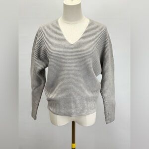 RALPH LAUREN Black Label Light Gray ribbed V-Neck Sweater size M